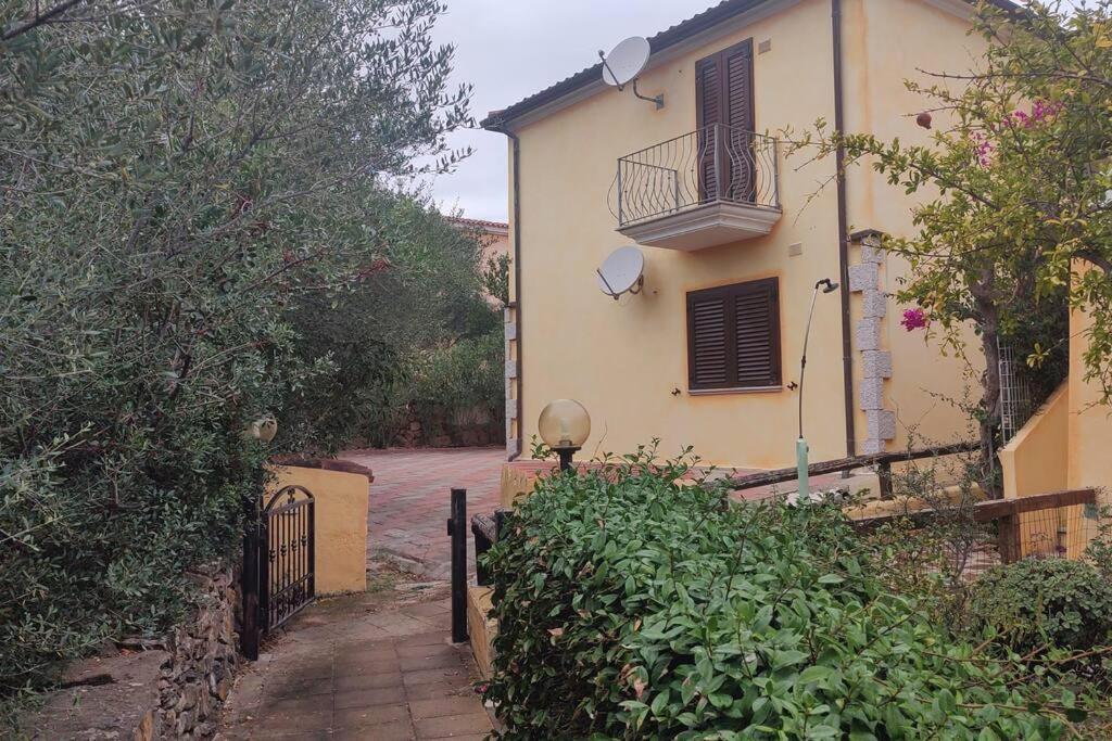 La Casa Di Eve Villa Budoni Exterior foto